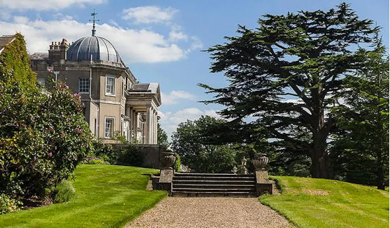 Opulent Wrotham stately, A40 (photo 25)