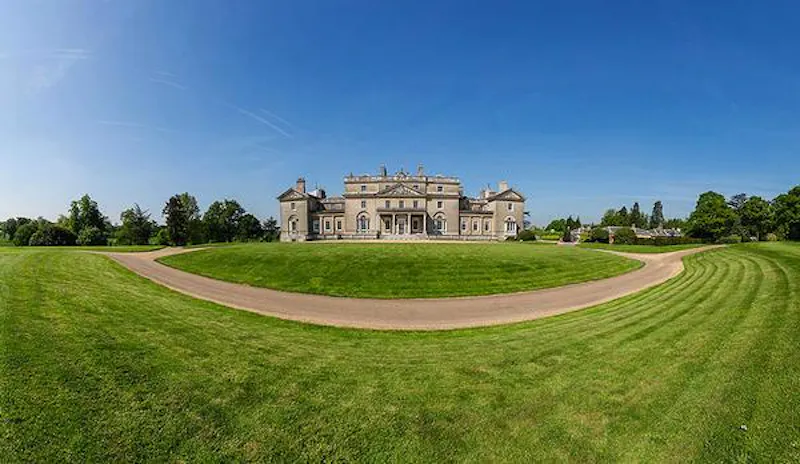 Opulent Wrotham stately, A40 (photo 29)