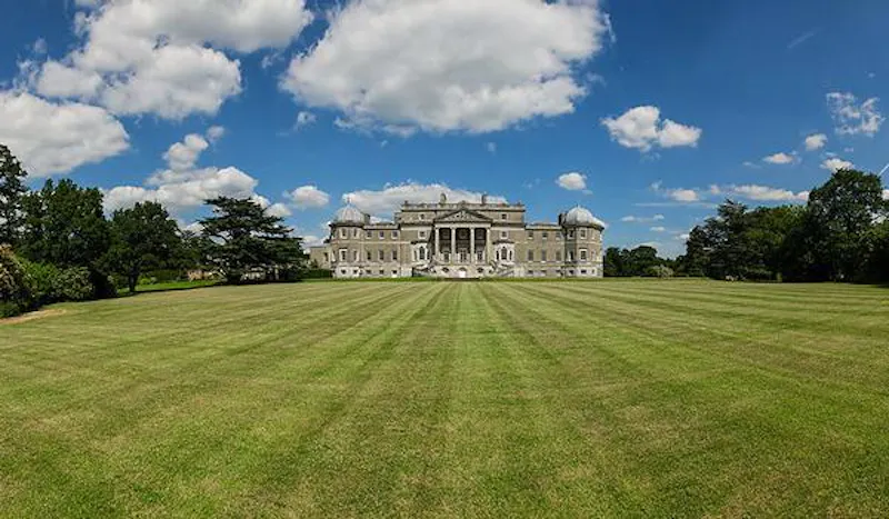 Opulent Wrotham stately, A40 (photo 31)