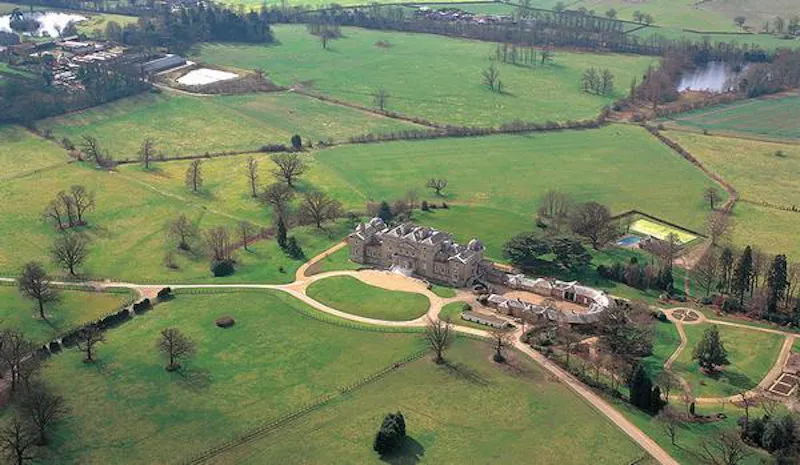Opulent Wrotham stately, A40 (photo 36)