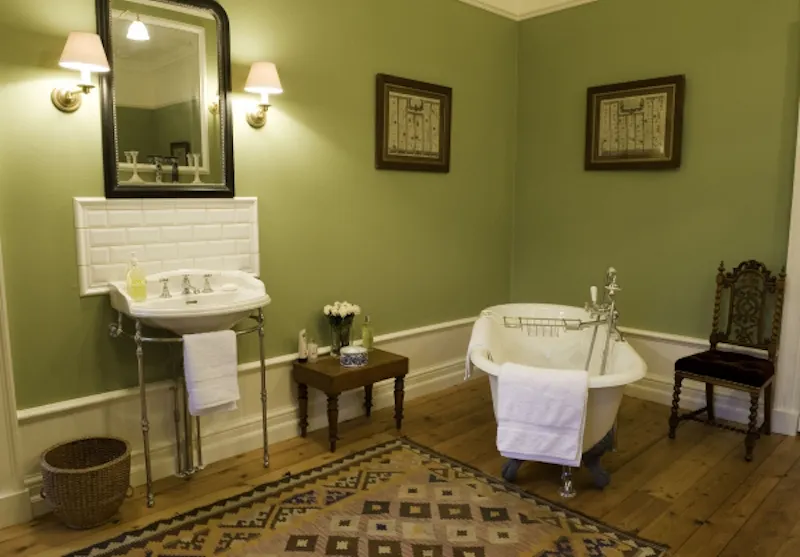 Bathroom at Historic estate in Suffolk, G57 (photo 27)