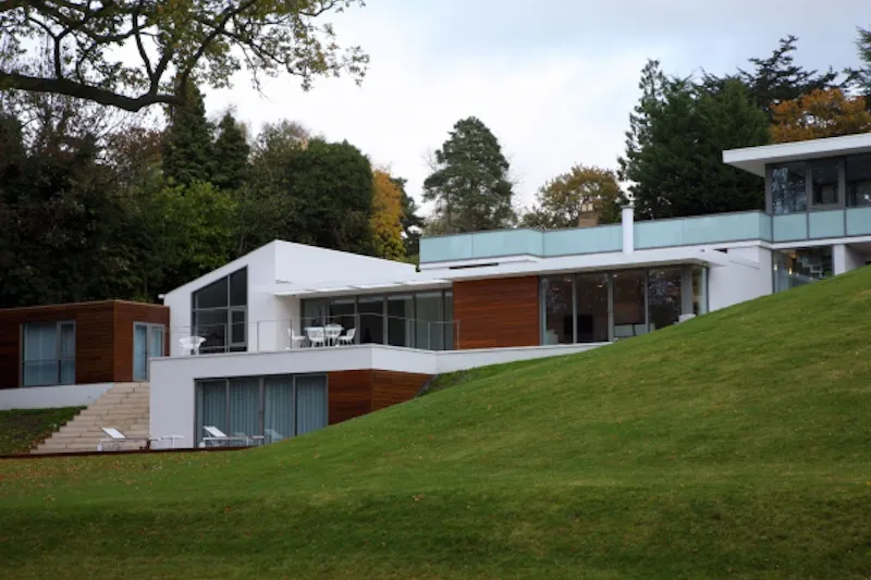 Modern Wellesbourne house, K339 (photo 1)