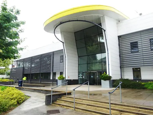 Versatile Haringey college, J208