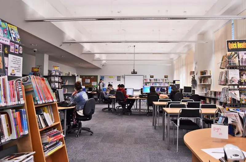 Library at Versatile Haringey college, J208 (photo 7)