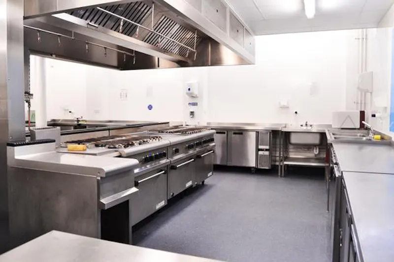 Versatile Haringey college, J208 (photo 15)