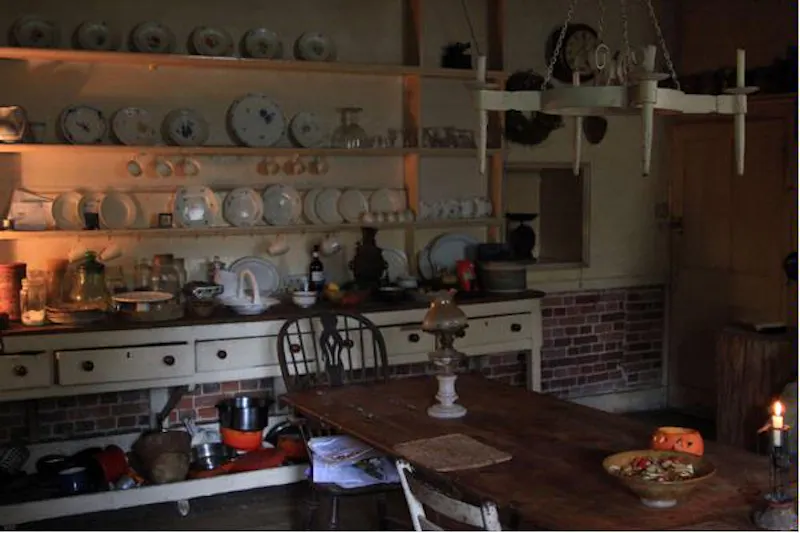 Authentic Petersfield house, A1243 (photo 2)