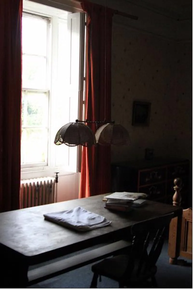 Authentic Petersfield house, A1243 (photo 32)