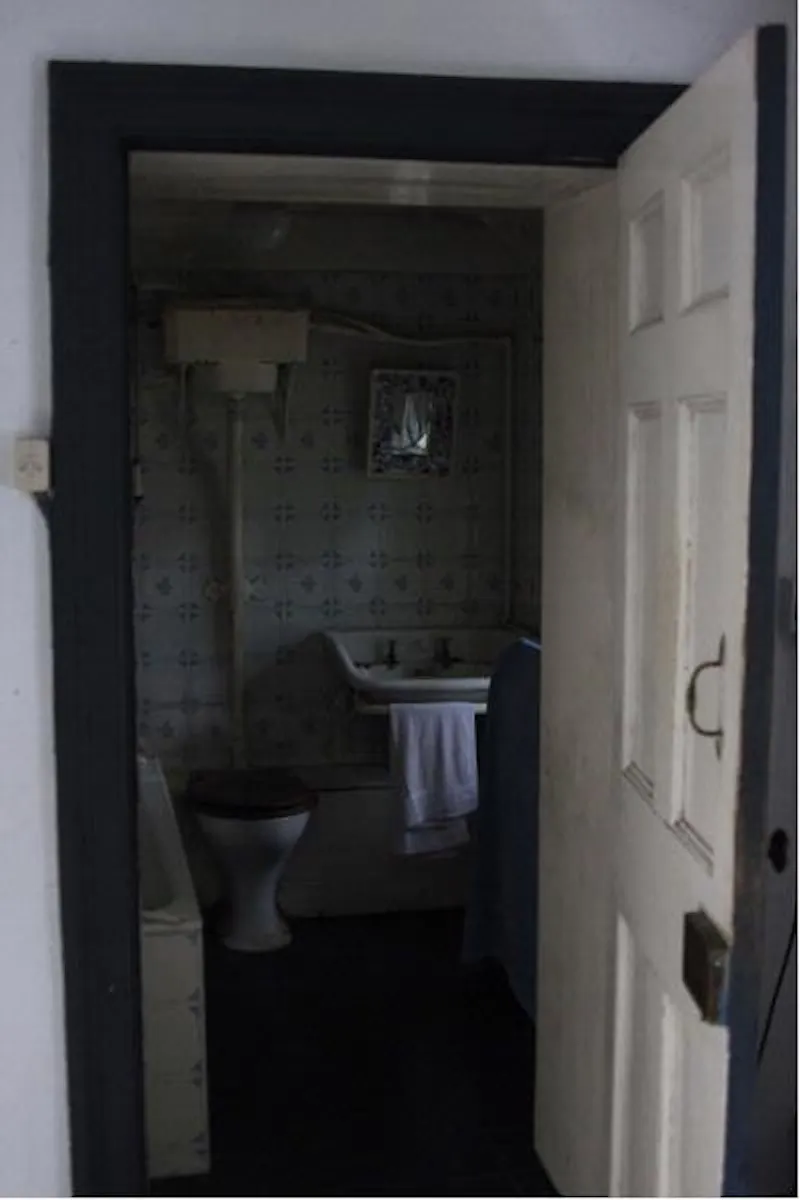 Authentic Petersfield house, A1243 (photo 33)