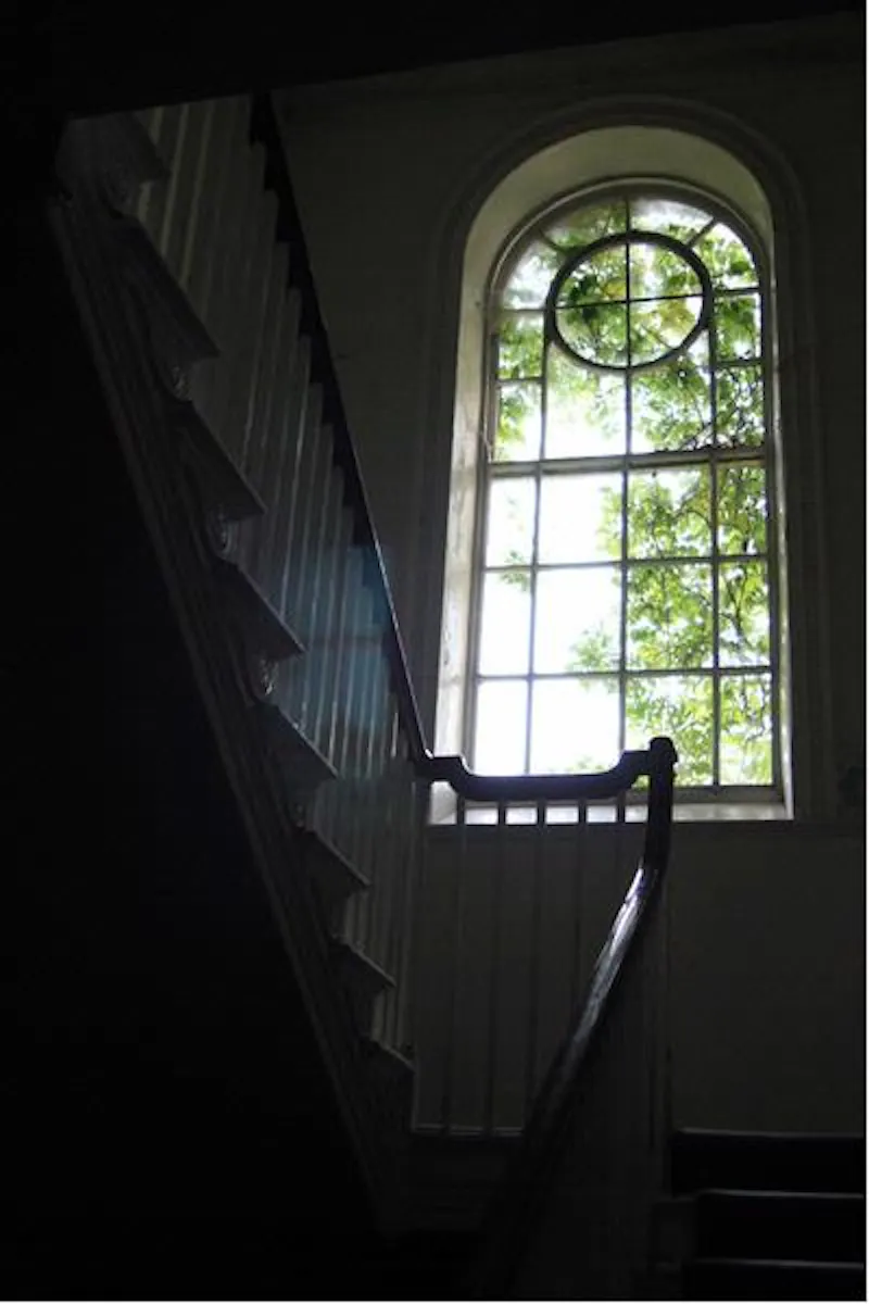 Staircase at Authentic Petersfield house, A1243 (photo 24)