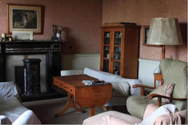 Living Room at Authentic Petersfield house, A1243 (photo 14)