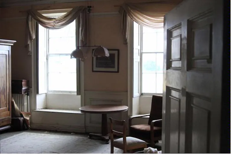 Authentic Petersfield house, A1243 (photo 17)