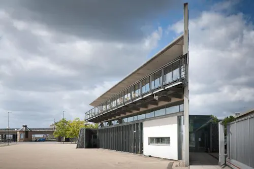 Canning Town Regatta Centre, V125