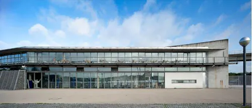 Canning Town Regatta Centre, V125