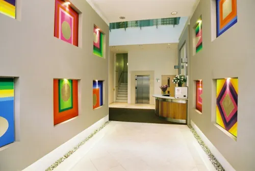 Colourful Pentonville penthouse, F824