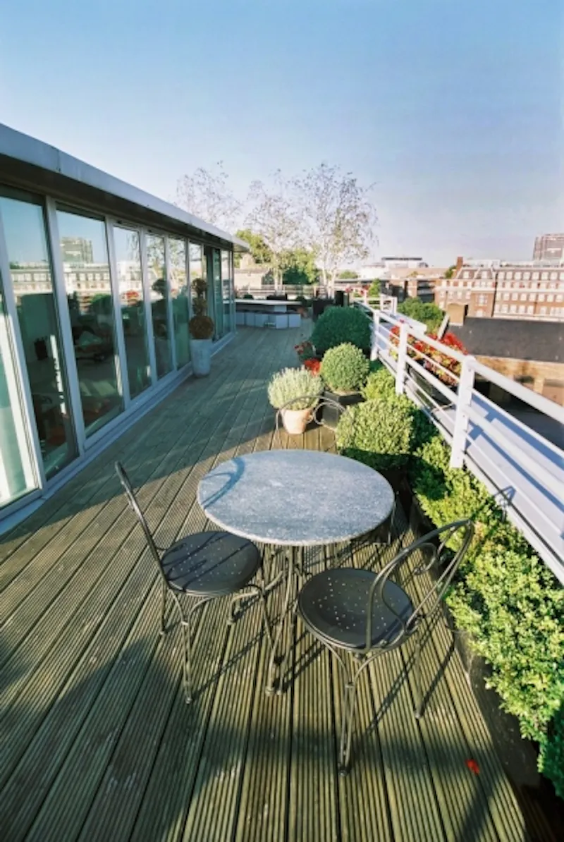 Balcony at Colourful Pentonville penthouse, F824 (photo 9)