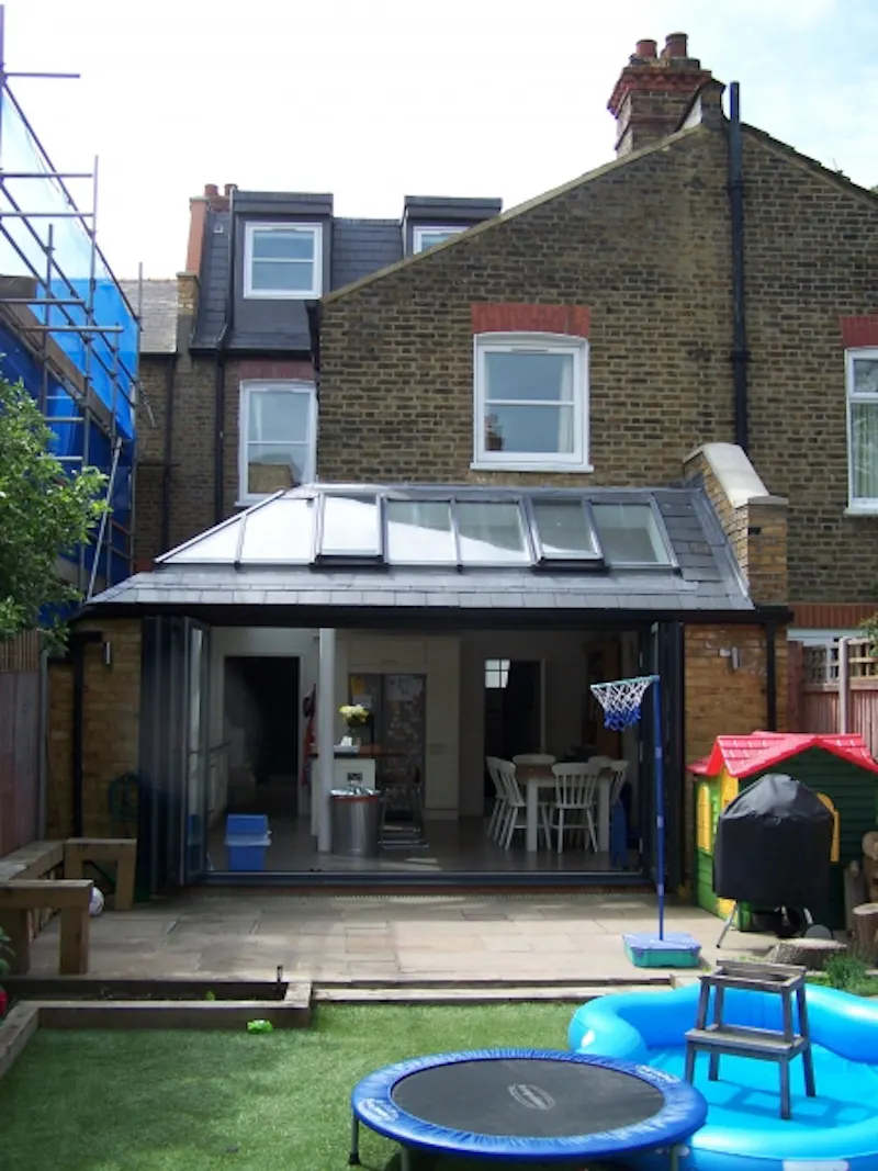 Garden at East Acton family home, B1533 (photo 13)