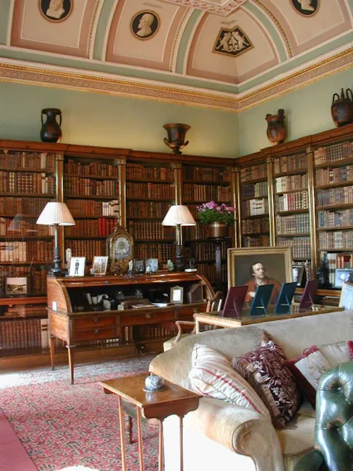 Calne country house & gardens, A45