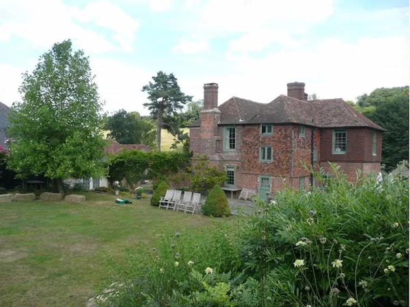 Historic Chalk Valley rural farm, M271 (photo 13)