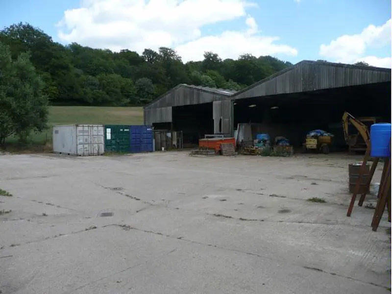 Historic Chalk Valley rural farm, M271 (photo 18)