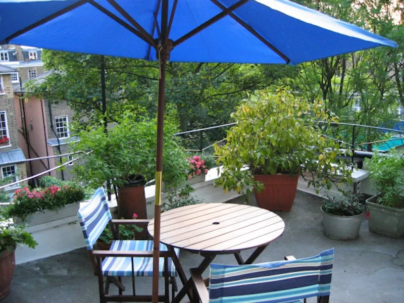 Roof terrace at Beautiful Bayswater townhouse, A1237 (photo 42)