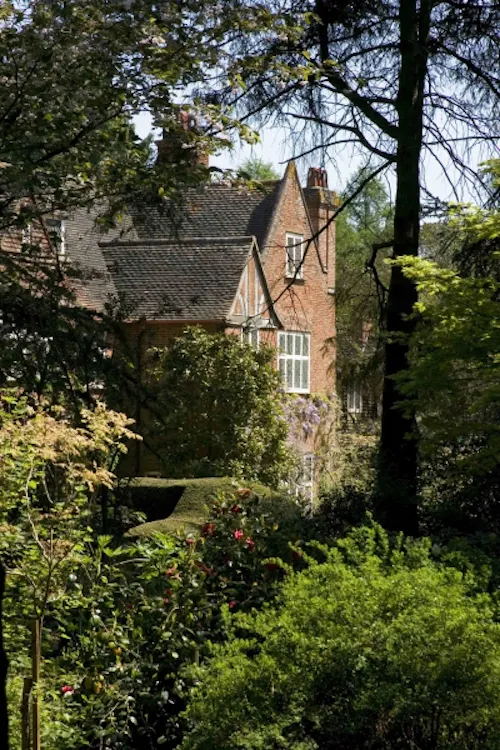 Lutyens house in Newbury. , E20