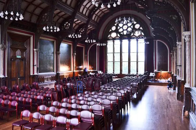 Ballroom at Traditional public school, J008 (photo 9)