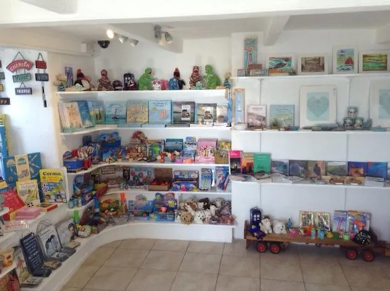 Film location SHOP32 in Cornwall (photo 5)