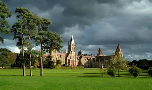 Film location, J4