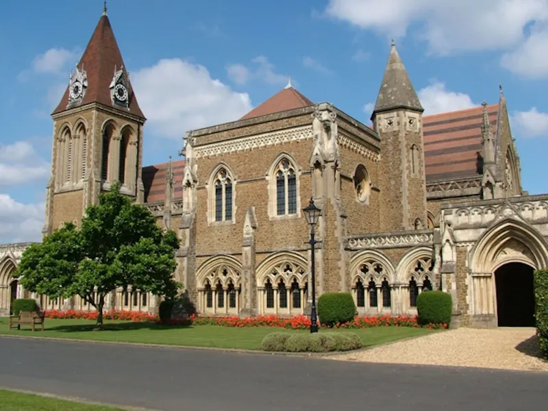 Film location J4 in Surrey (photo 7)