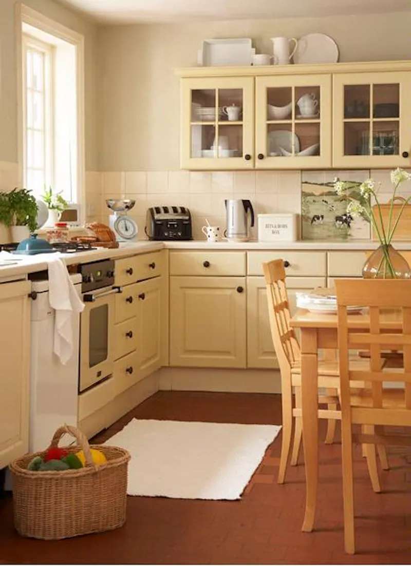 Kitchen at Film location E341 in Berkshire (photo 4)