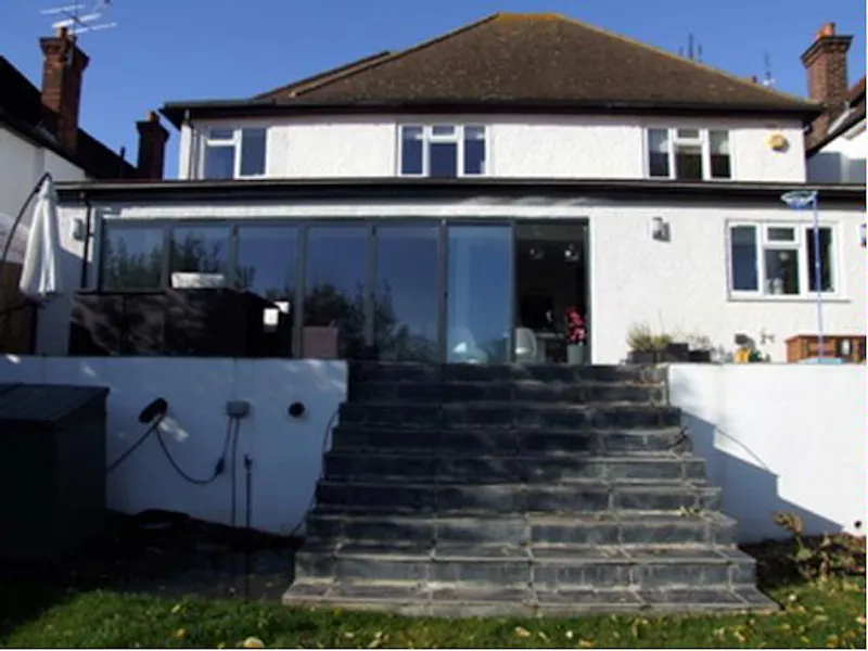 Film location D2054 in London (photo 42)
