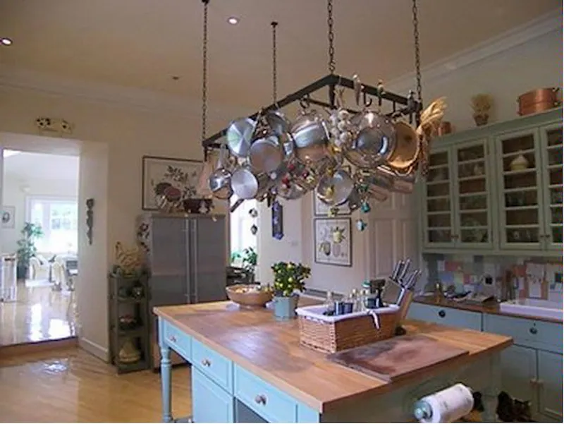 Kitchen at Film location H113 in Scotland (photo 4)