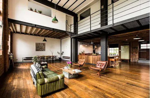Spectacular Bow loft apartment, F985