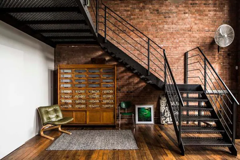 Staircase at Spectacular Bow loft apartment, F985 (photo 23)