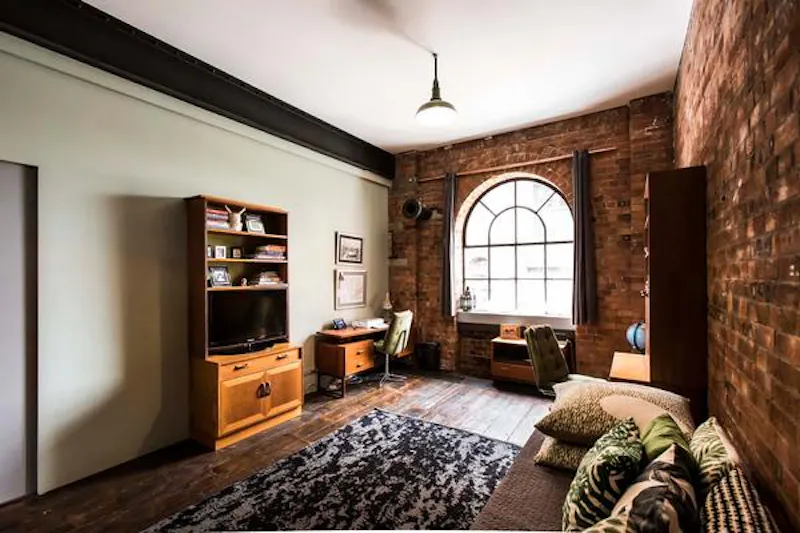 Spectacular Bow loft apartment, F985 (photo 24)