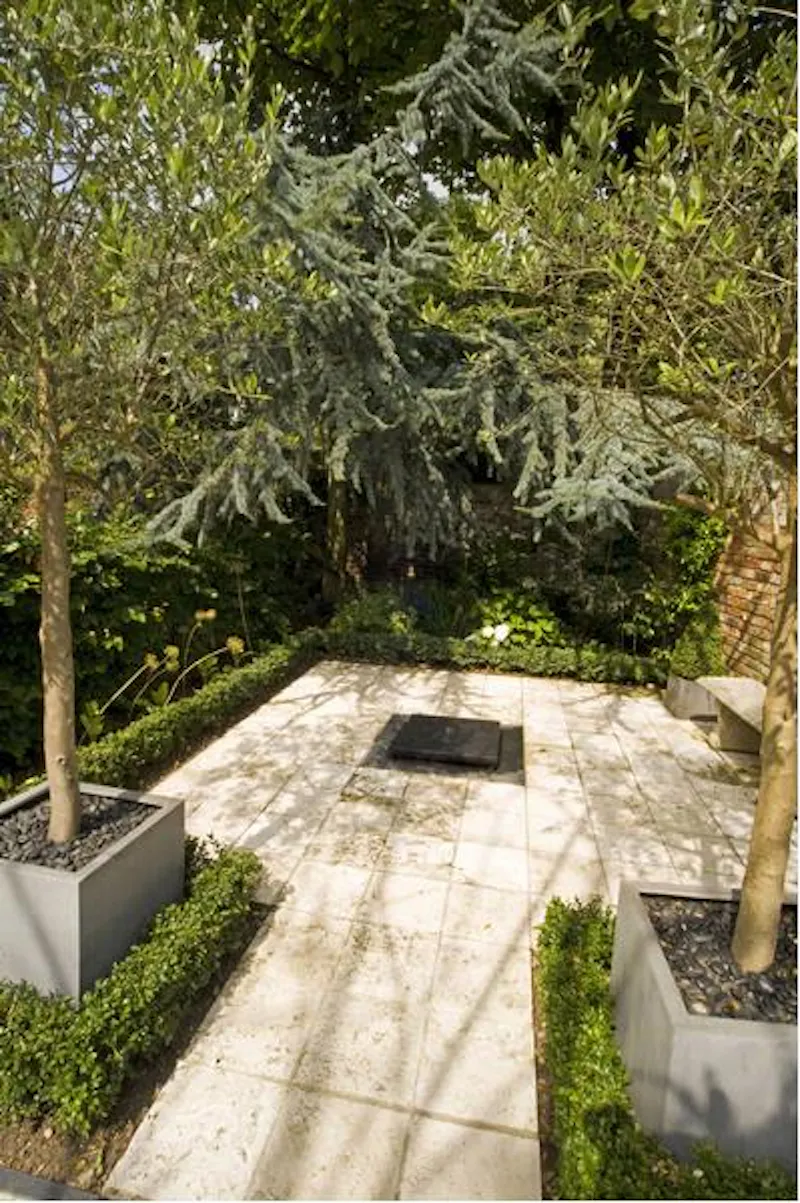 Substantial Barnet townhouse, A1253 (photo 3)
