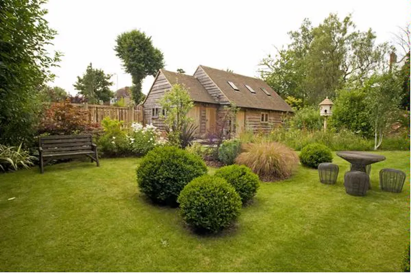 Substantial Barnet townhouse, A1253 (photo 7)