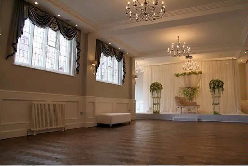 Floor - wooden at Hendon boutique hotel and venue, R745 (photo 2)