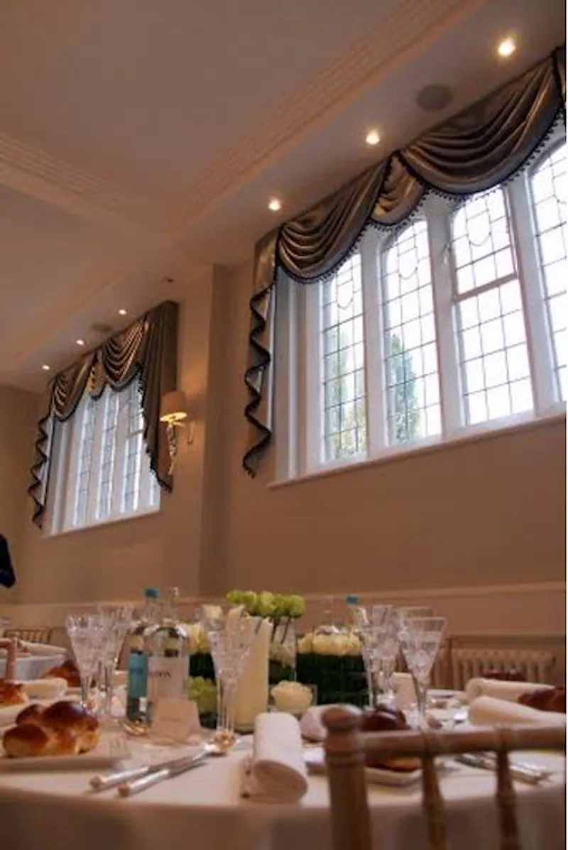 Hendon boutique hotel and venue, R745 (photo 6)