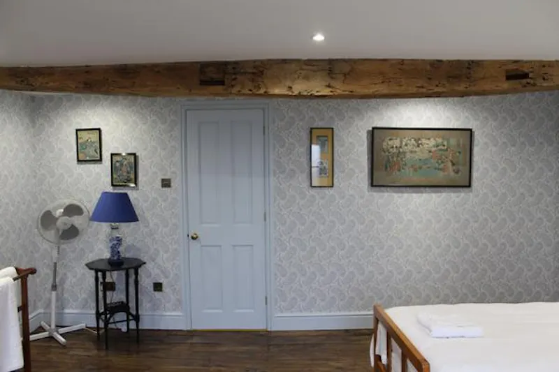 Beams at Georgian Malvern Hills house , A1214 (photo 102)