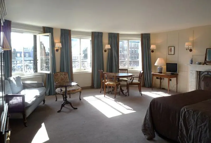 Mayfair private members' club, R734 (photo 39)