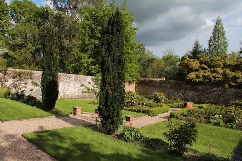 Country estate in Markbeech, B1526 (photo 75)