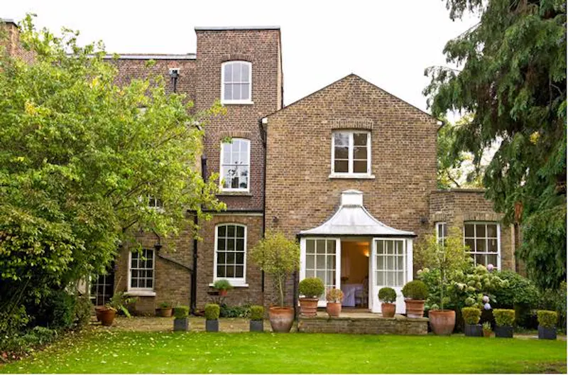Terrace/Patio at Stills townhouse in Enfield, A1246 (photo 35)