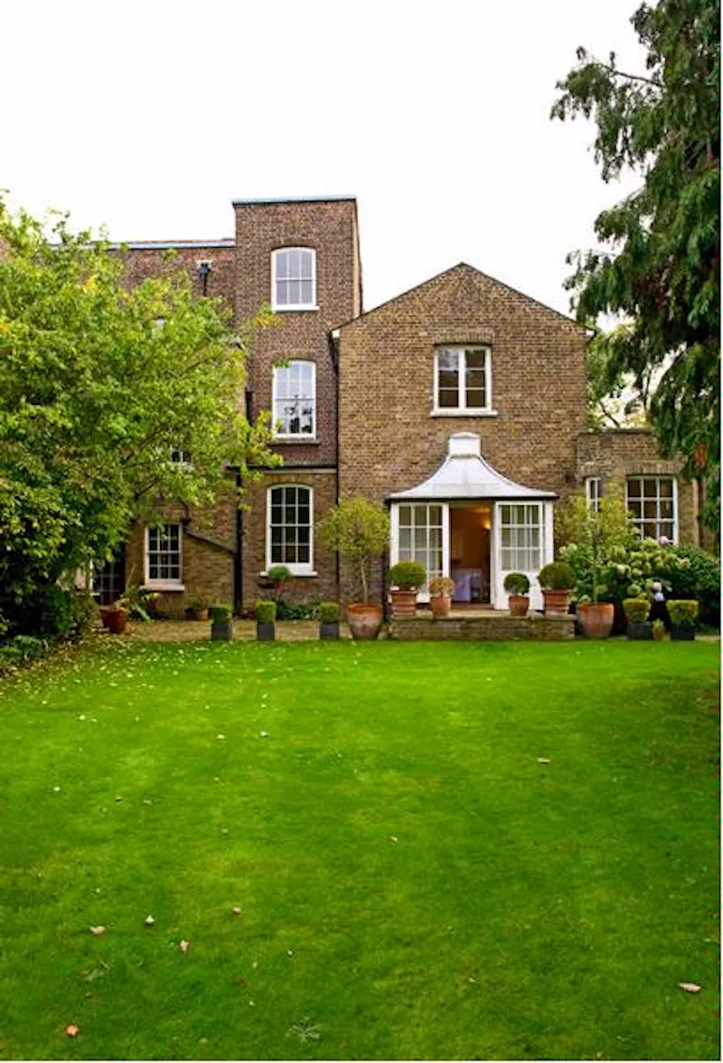 Stills townhouse in Enfield, A1246 (photo 36)