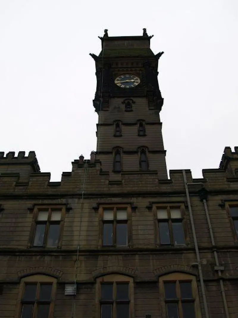 Victorian Gothic estate in Snaith, G277 (photo 43)