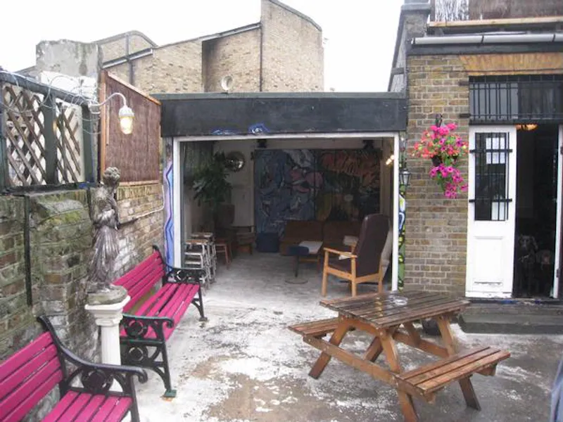 Terrace/Patio at Traditional Hackney pub, R743 (photo 17)