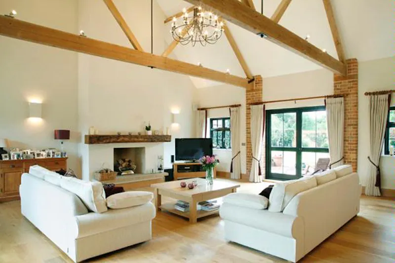 Beams at Film location L625 in Hertfordshire (photo 10)