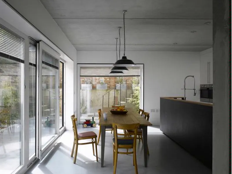 Dining room at Architectural Kilburn house, D2057 (photo 2)