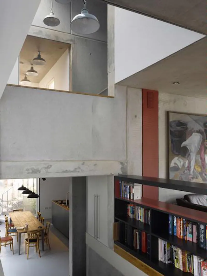 Architectural Kilburn house, D2057 (photo 20)