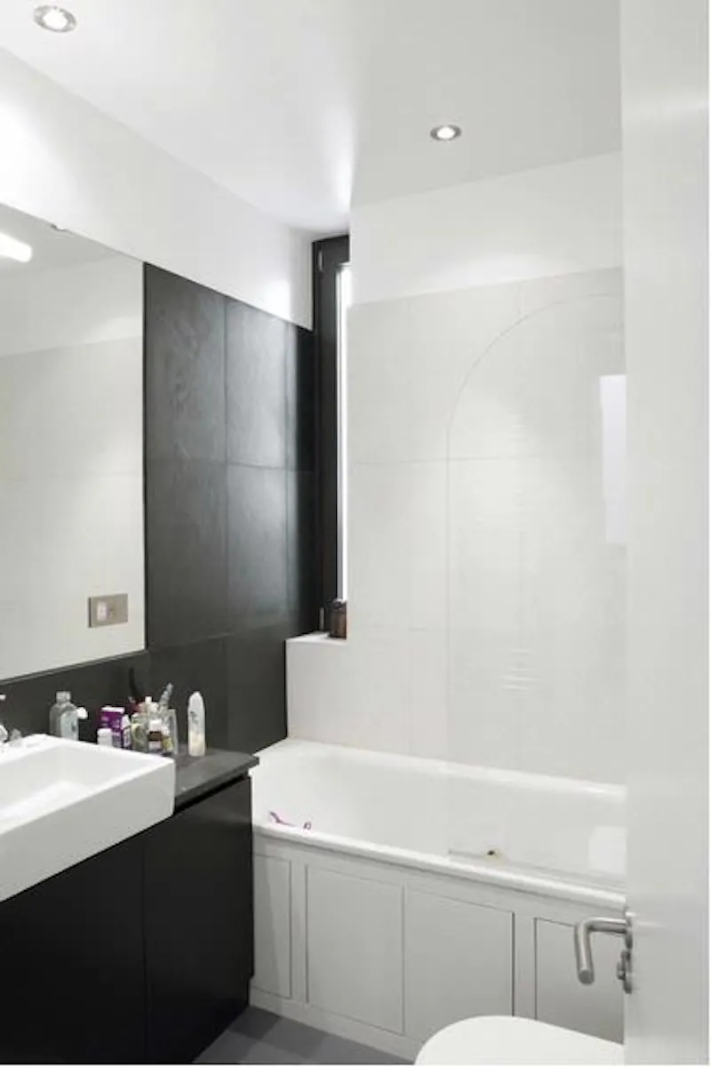 Architectural Kilburn house, D2057 (photo 37)